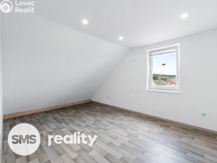 Pronájem bytu 4+KK Trnava č. 4