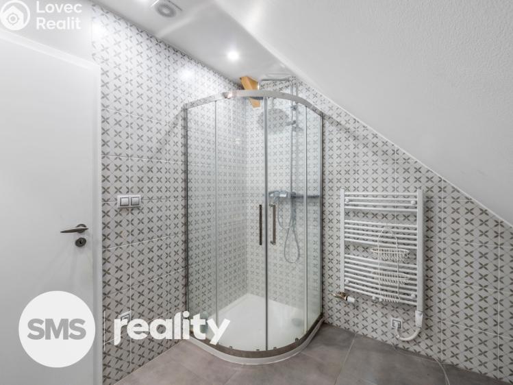 Pronájem bytu 4+KK Trnava č. 9