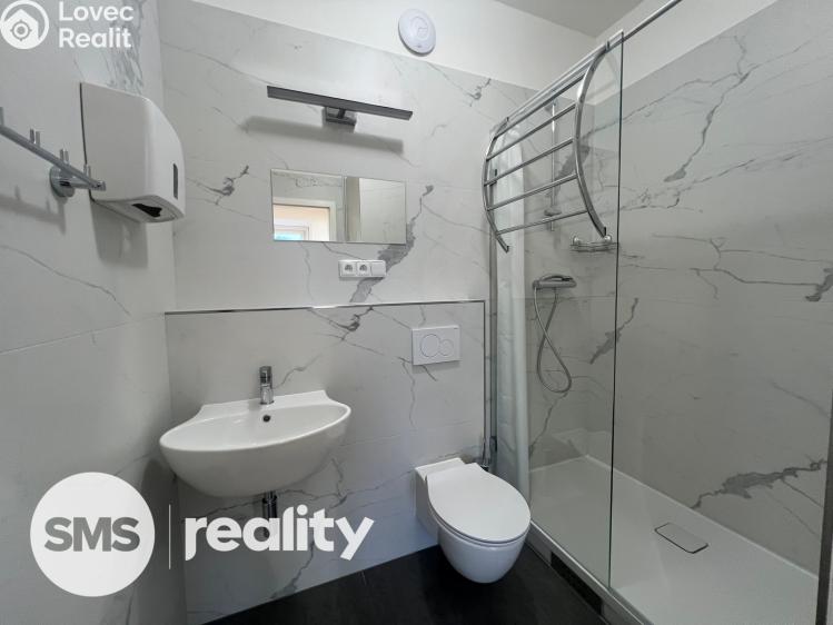 Pronájem kanceláře Hradec Králové, třída Karla IV. 789/2 č. 5