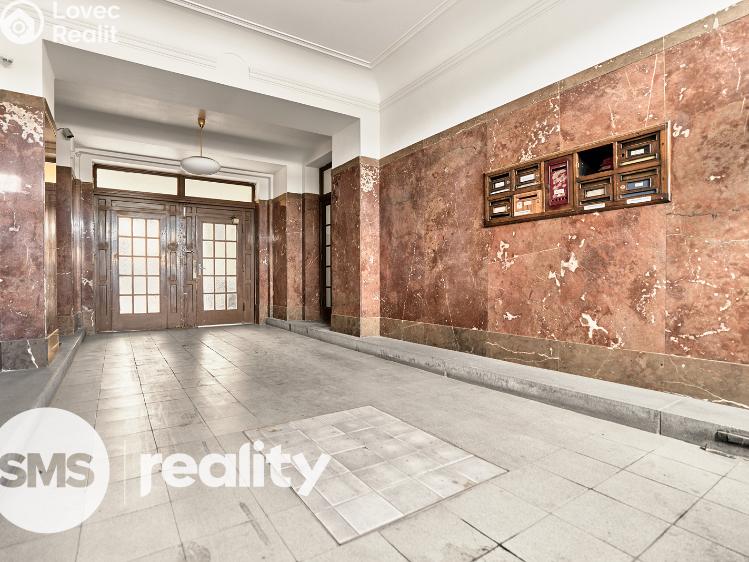 Prodej bytu 4+KK Praha, Bubenská 1376/39 č. 12