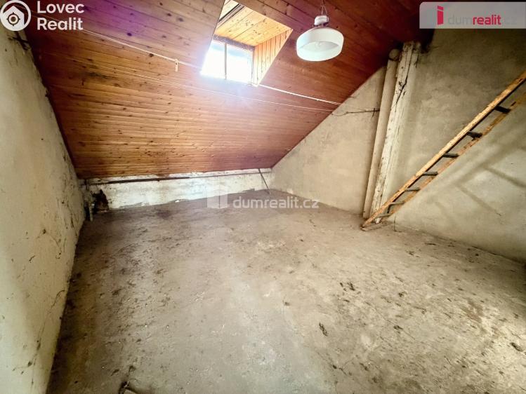 Prodej rodinného domu Náklo č. 11