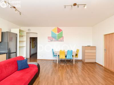Pronájem bytu 3+KK Králův Dvůr, Fügnerova 62 č. 4