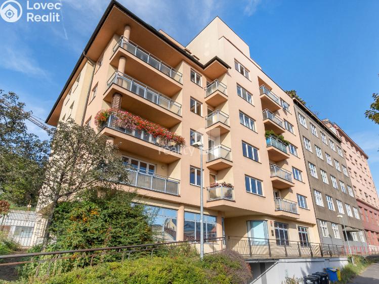 Pronájem kanceláře Praha 10, Smolenská č. 1