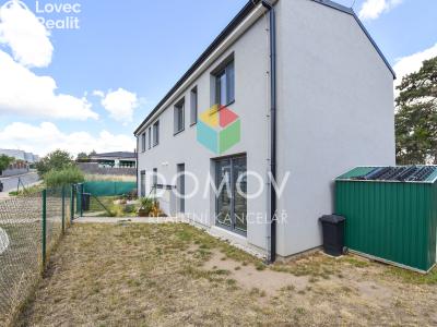 Pronájem rodinného domu Králův Dvůr, Na Výsluní 497 č. 6