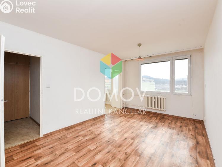 Prodej bytu 2+KK Králův Dvůr, Nad Stadionem č. 5