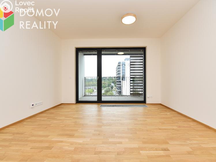 Pronájem bytu 1+KK Praha, Mezi vodami č. 4