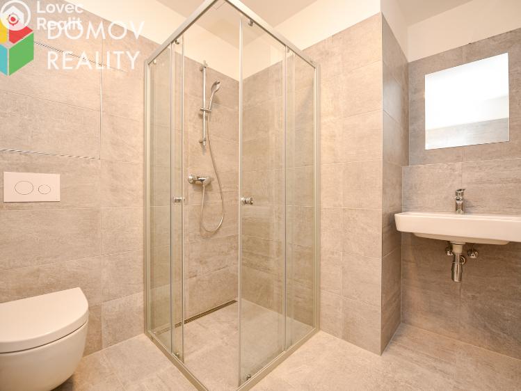 Pronájem bytu 1+KK Praha, Mezi vodami č. 6