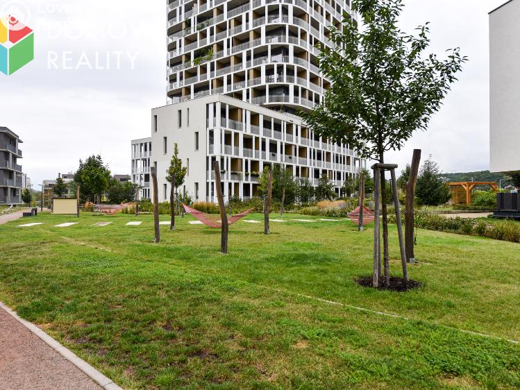 Pronájem bytu 1+KK Praha, Mezi vodami č. 11