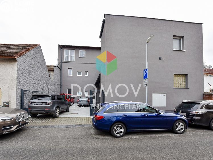 Prodej vícegeneračního domu Králův Dvůr, Plzeňská 60 č. 17