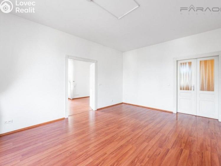 Prodej bytu 4+1 Praha, Na Plzeňce č. 5