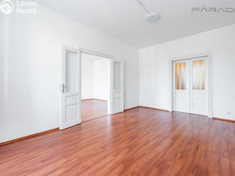 Prodej bytu 4+1 Praha, Na Plzeňce č. 7