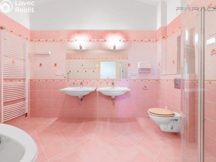 Prodej bytu 4+1 Praha, Na Plzeňce č. 11