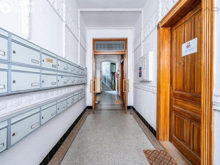 Prodej bytu 4+1 Praha, Na Plzeňce č. 17