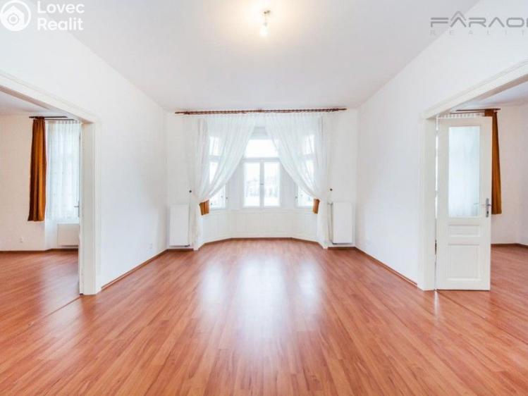 Prodej bytu 4+1 Praha, Na Plzeňce č. 1