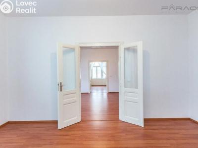 Prodej bytu 4+1 Praha, Na Plzeňce č. 5