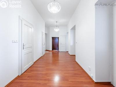 Sale apartment 4+1 Praha, Na Plzeňce č. 14