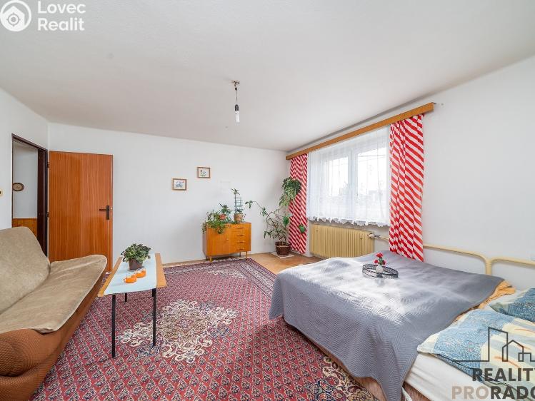 Prodej rodinného domu Příkazy č. 6