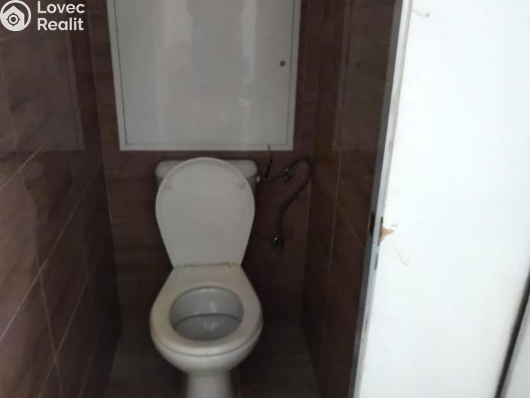 Pronájem bytu 2+1 Chomutov, Holešická č. 5