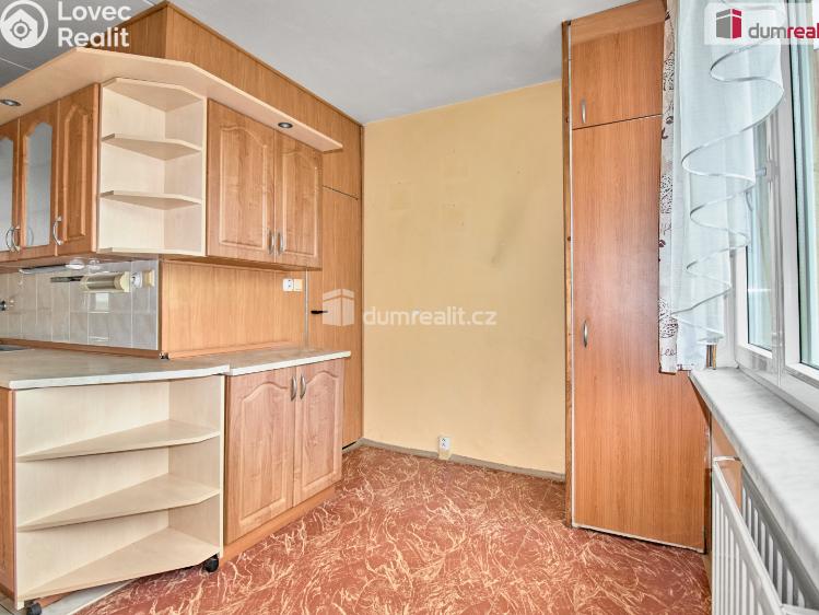 Prodej bytu 3+1 Karlovy Vary, Sibiřská č. 11