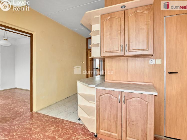 Prodej bytu 3+1 Karlovy Vary, Sibiřská č. 13