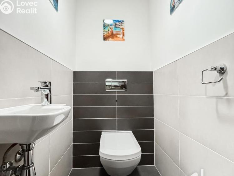 Pronájem bytu 1+KK Praha, K sídlišti č. 9