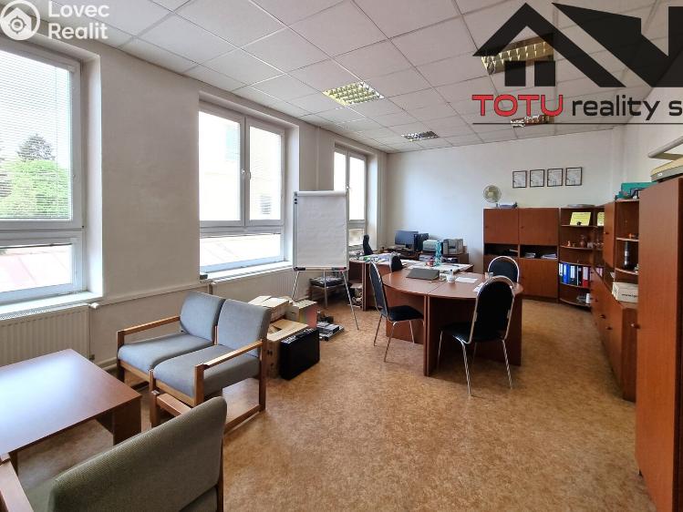 Prodej skladového prostoru Broumov, Přadlácká č. 12