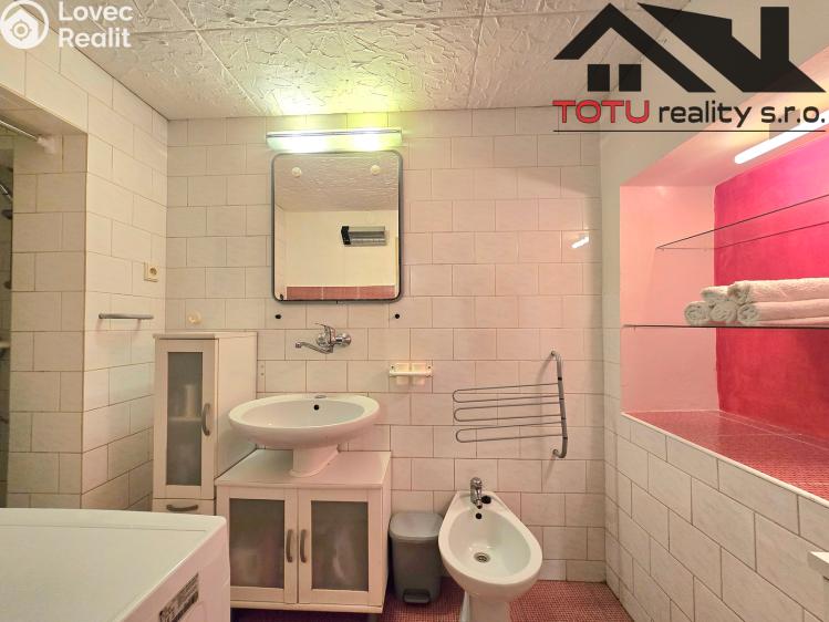 Prodej rodinného domu Broumov, Mírové náměstí č. 14