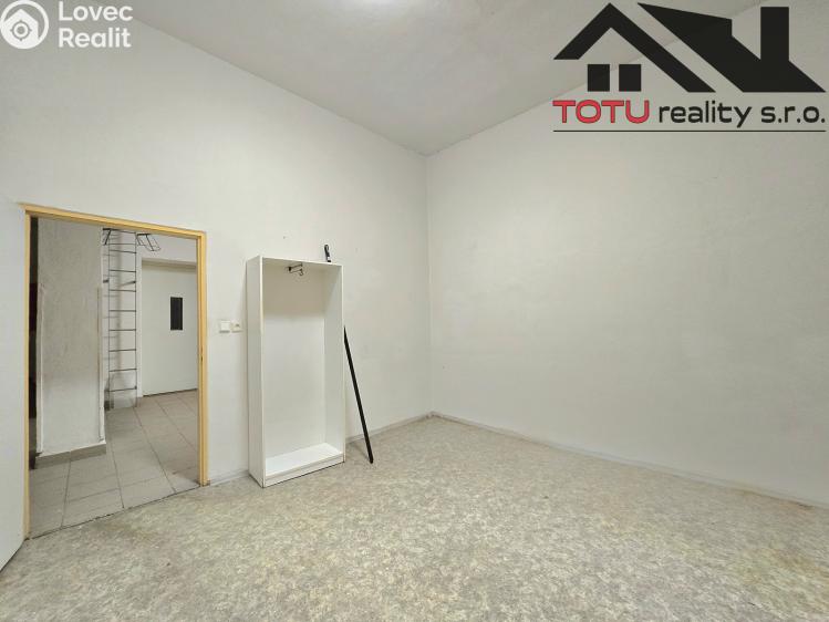 Pronájem kanceláře Černožice č. 2