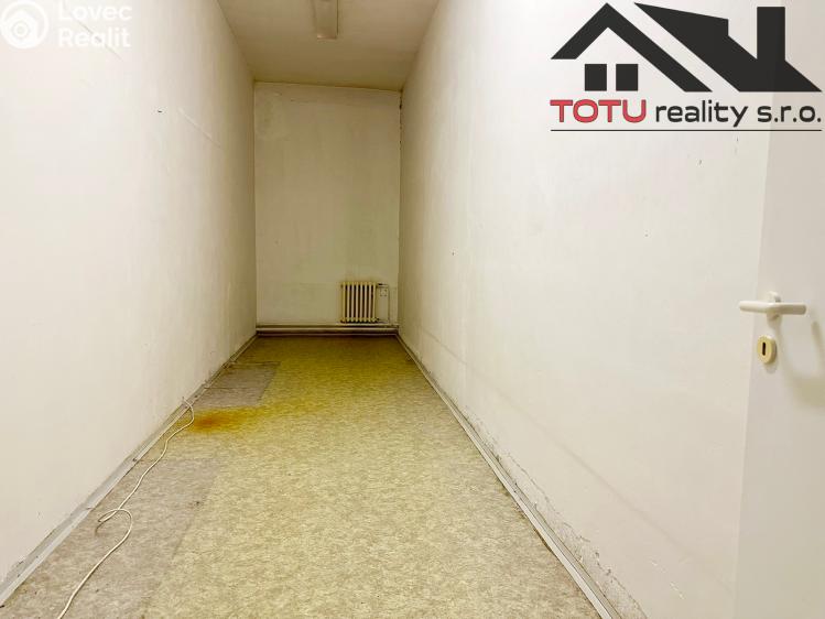 Pronájem kanceláře Černožice č. 8