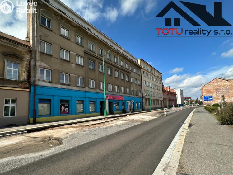 Pronájem obchodního prostoru Jaroměř, Husova č. 1
