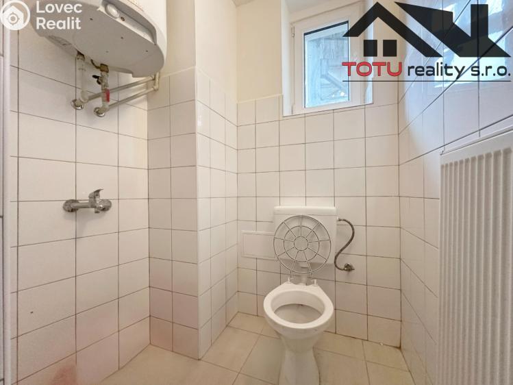 Pronájem obchodního prostoru Jaroměř, Husova č. 13