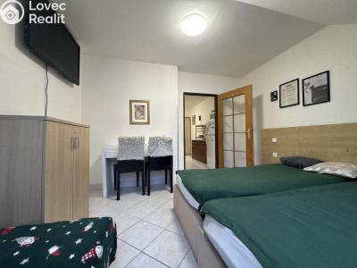 Pronájem bytu 2+KK Praha, U Santošky č. 1