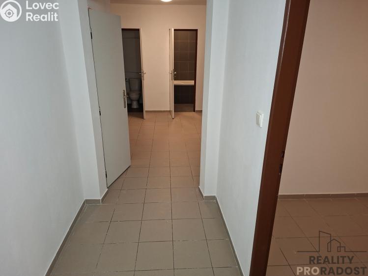 Pronájem bytu 4+1 Velká Dobrá, Akátová č. 8