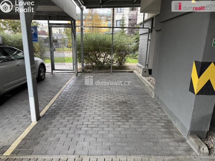 Rent apartment 2+KK Praha 5, Hugo Haase č. 24