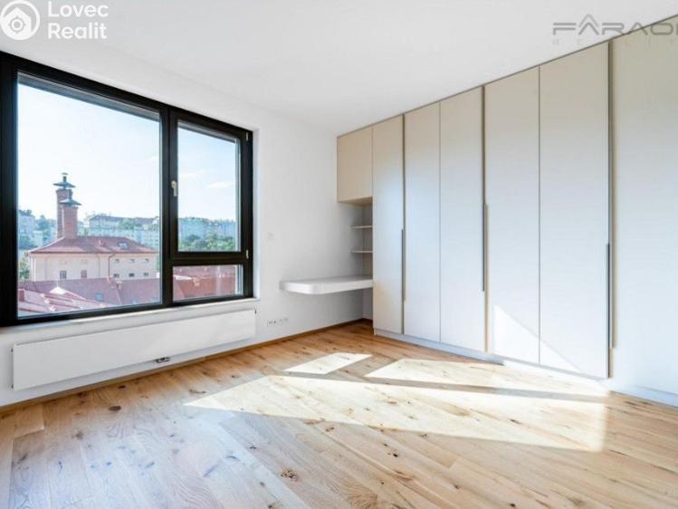 Pronájem bytu 2+KK Praha 4, Nusle, Mužíkova č. 10