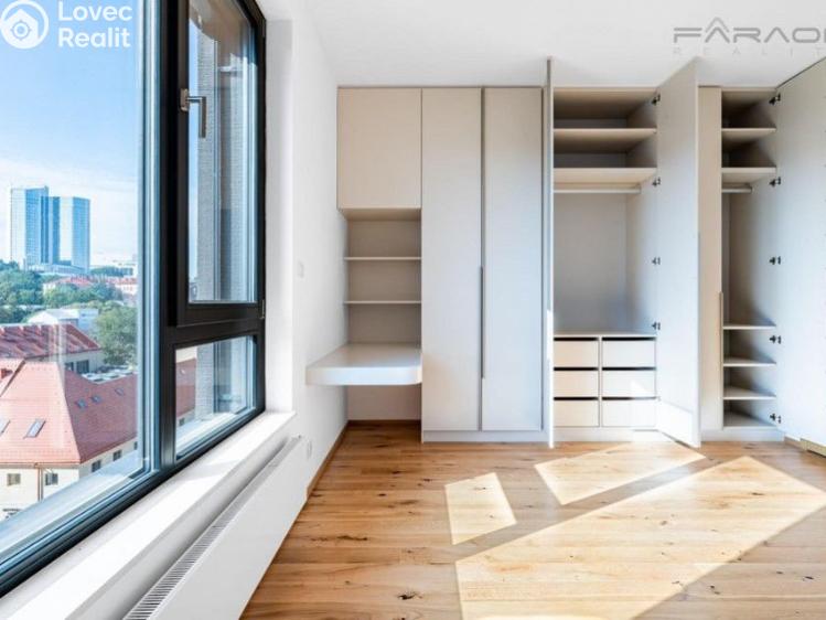 Pronájem bytu 2+KK Praha 4, Nusle, Mužíkova č. 10