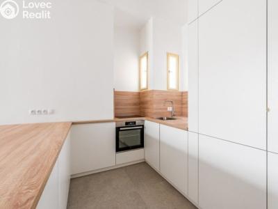 Rent apartment 2+KK Praha, Sokolovská č. 1