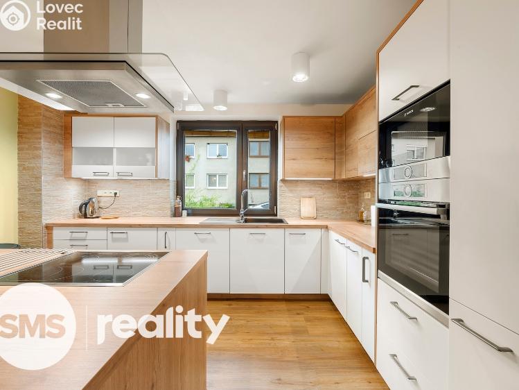 Продаж сімейного будинку Dolní Dunajovice, Zahradní 588 č. 2