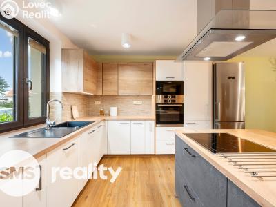 Продаж сімейного будинку Dolní Dunajovice, Zahradní 588 č. 1