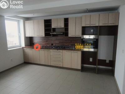 Prodej bytu 4+KK Bzenec, Na bažantnici č. 1