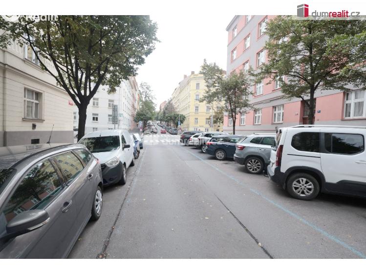 Pronájem bytu 2+KK Praha 3, Čajkovského č. 24