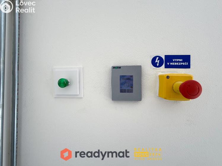 Продаж торгового приміщення Hodonín, Křičkova č. 16