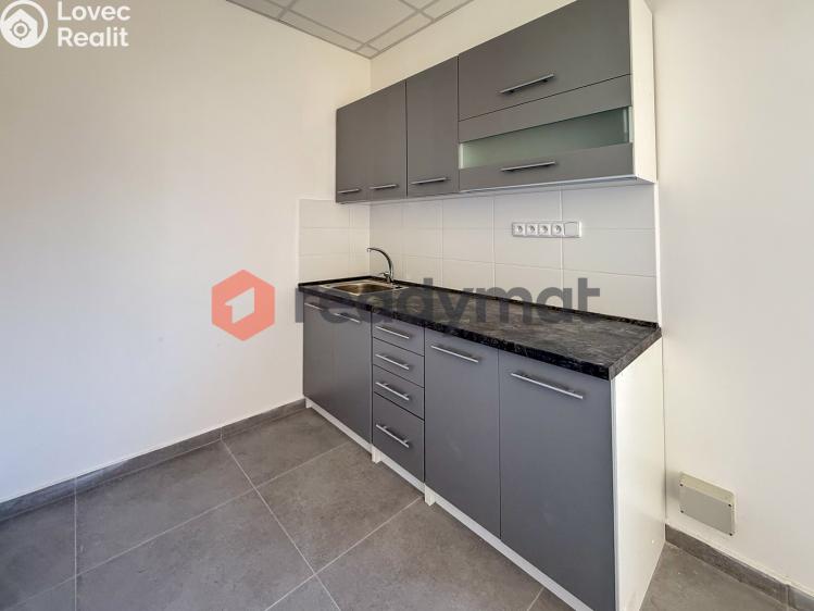 Продаж торгового приміщення Hodonín, Křičkova č. 4