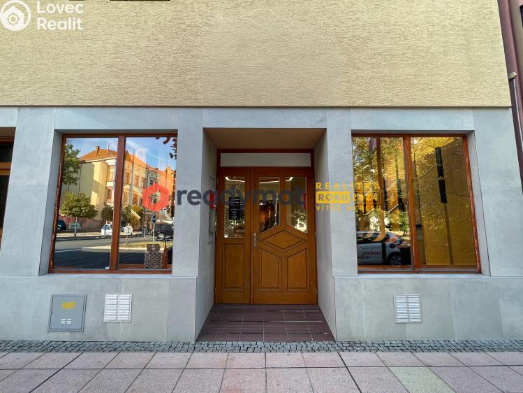 Pronájem obchodního prostoru Hodonín, Masarykovo nám. 2472/20 č. 16