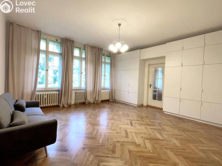 Pronájem bytu 2+1 Praha, Wolkerova 568/16 č. 8