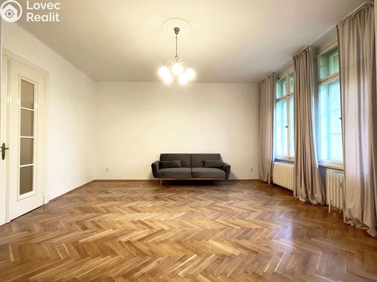 Rent apartment 2+1 Praha, Wolkerova 568/16 č. 9