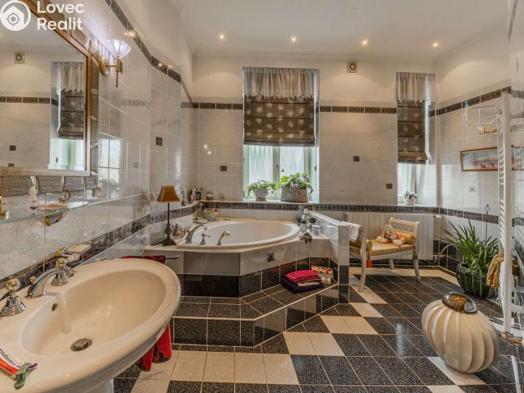 Prodej bytu 4+1 Praha č. 13