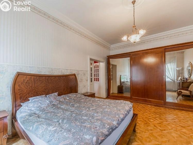 Sale apartment 4+1 Praha, Uruguayská 438/6 č. 6