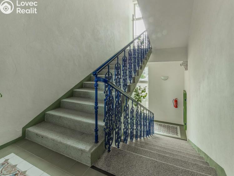 Продаж квартири 4+1 Praha, Uruguayská 438/6 č. 16