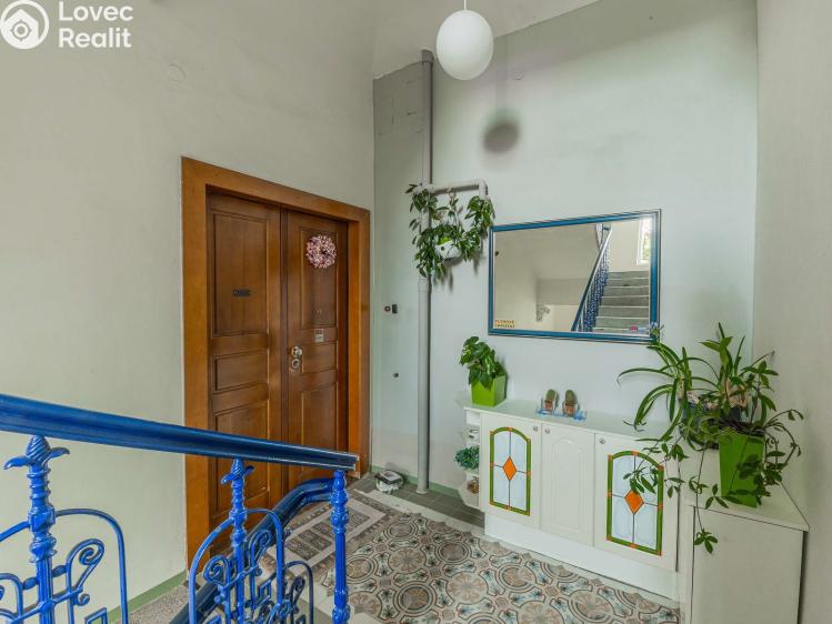 Продаж квартири 4+1 Praha, Uruguayská 438/6 č. 17